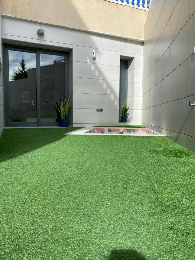 Villa Ebli Corner San Miguel De Salinas Exterior foto